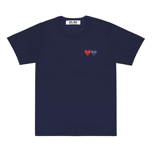 

Футболка double hearts logo tee 'navy' Comme Des Garcons Play, синий