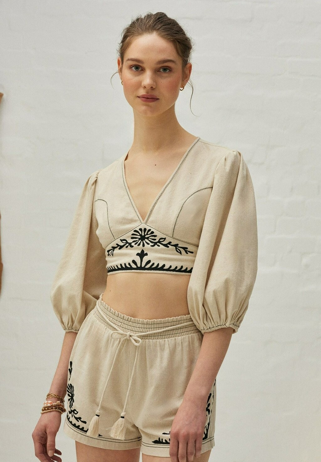 

Блуза ALEXIS Guido Maria Kretschmer Collection, бежевый