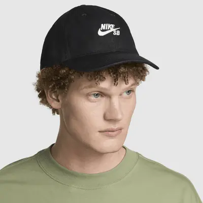 

Бейсболка Nike SB Club Unstructured Skate Cap, черный/белый