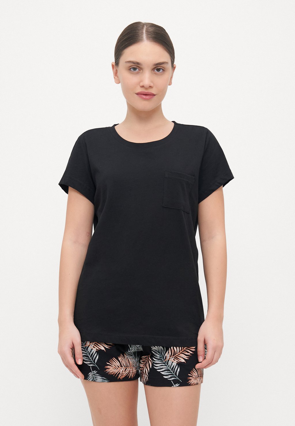 

Пижама PRINTS SHORTY LASCANA, черный