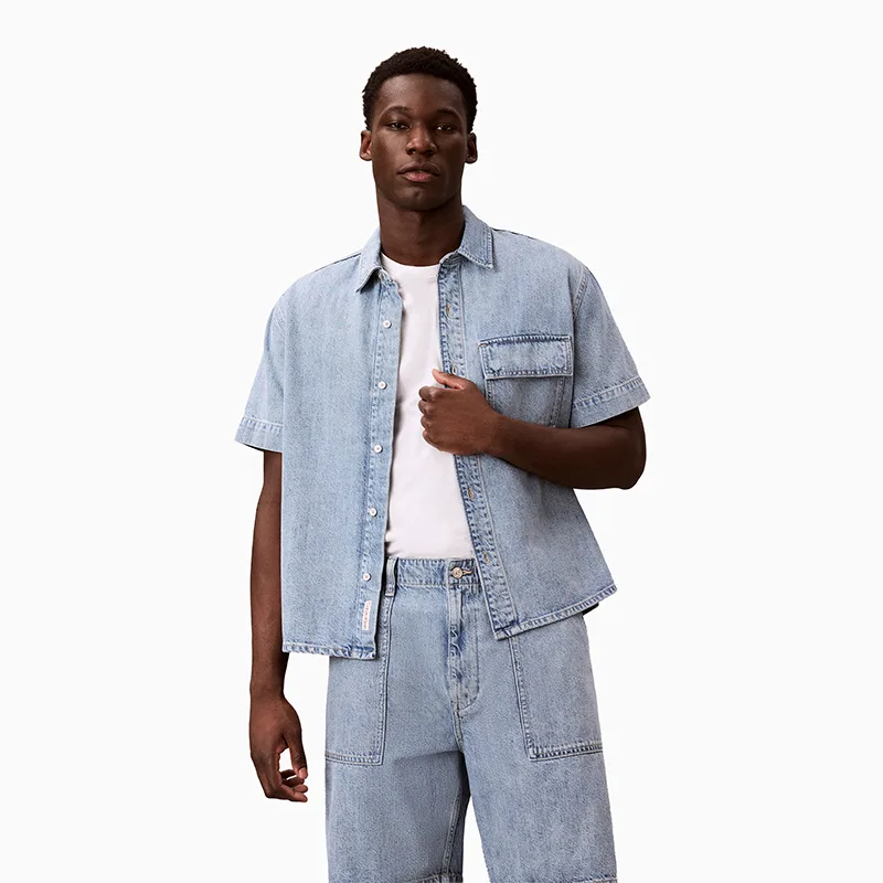 Calvin Klein Рубашка мужская XD0 джинсовая светло-голубая с лацканом