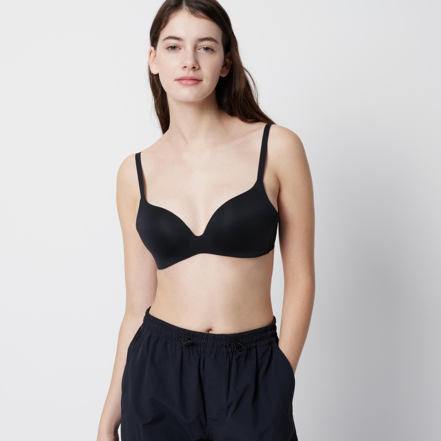 

Бесшовный бюстгальтер с эффектом 3D Hold UNIQLO, черный