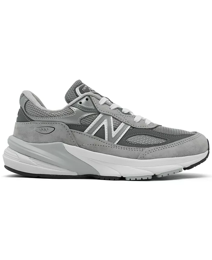Женские кроссовки для бега 990V6 от Finish Line New Balance, серый — фото 2