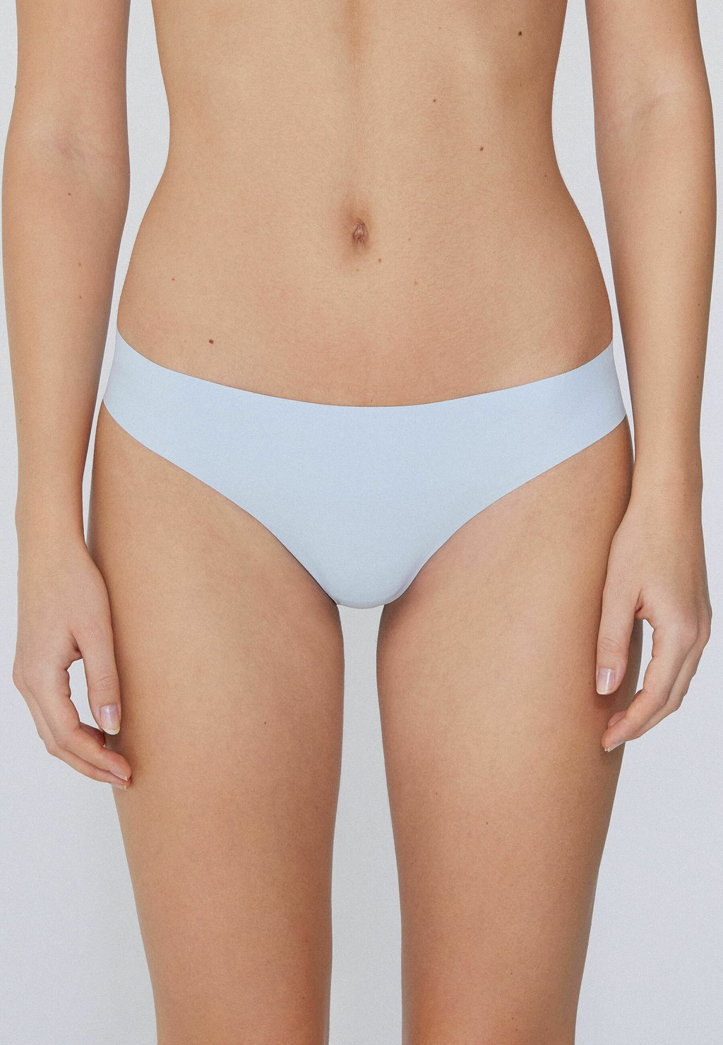 

Трусы SLIP MIT OFFENKANTIGER VERARBEITUNG AUS MIKROFASER Tezenis, светло-голубой