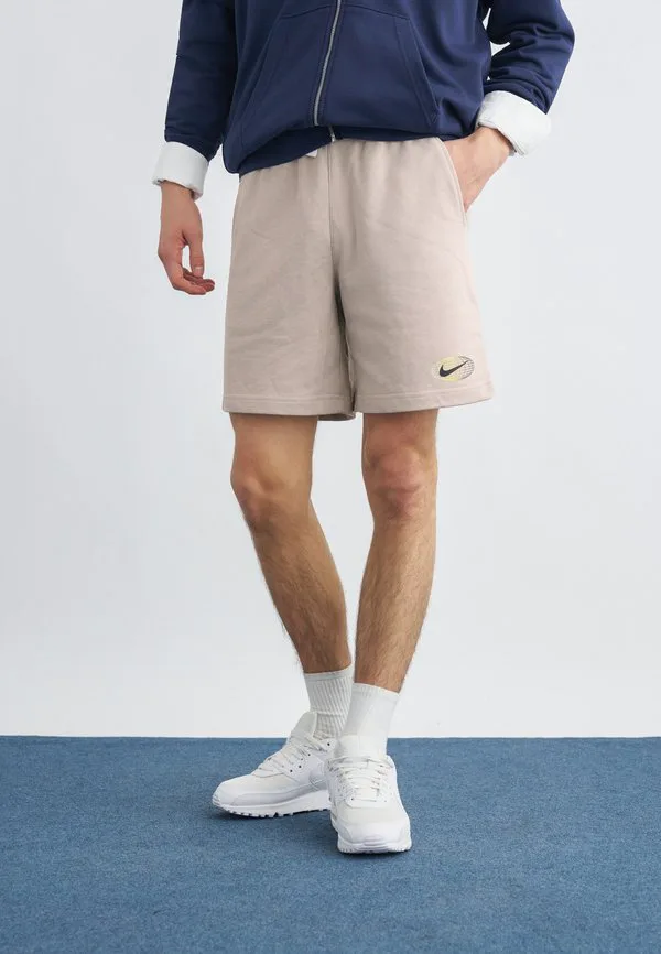 Клубные спортивные штаны Nike Sportswear, Cream