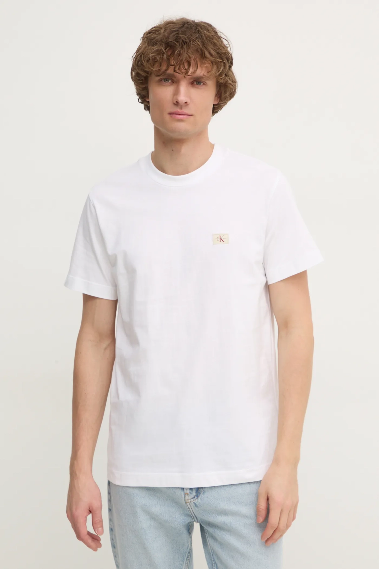 

Футболка Calvin Klein Jeans, бежевый