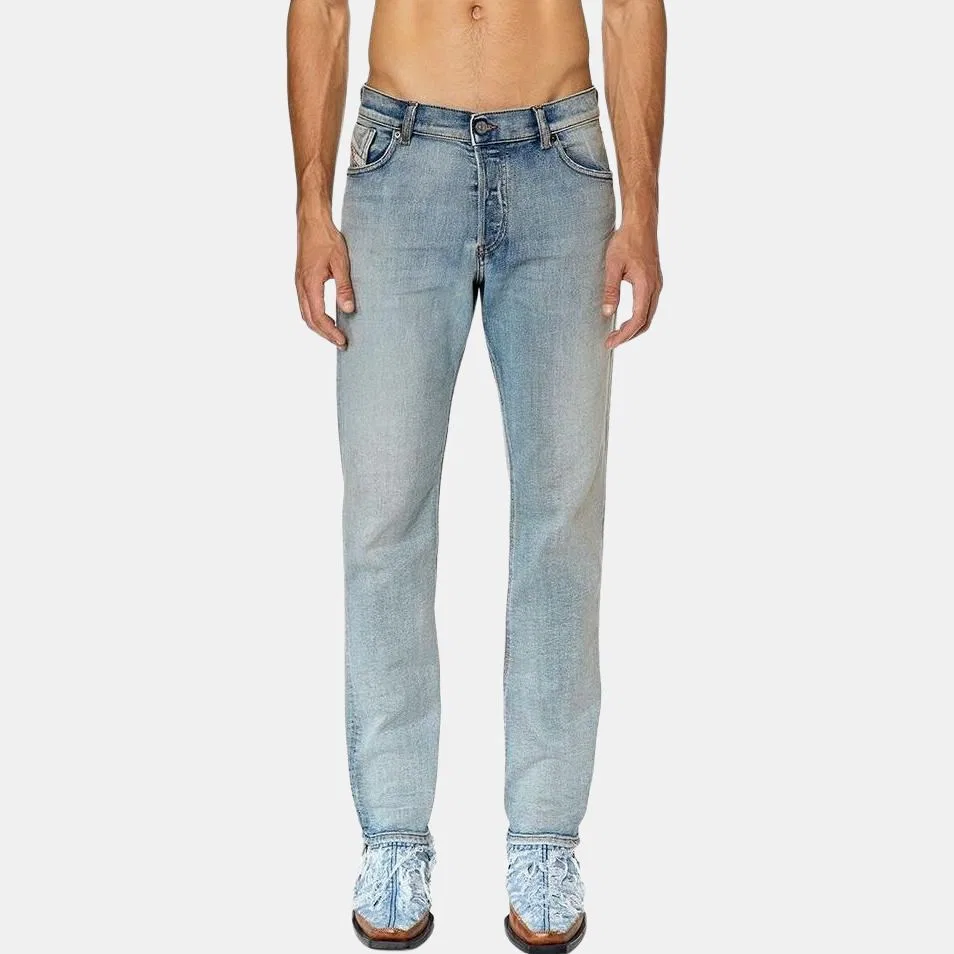 Джинсы мужские blue, moderate straight fit DIESEL — фото 4
