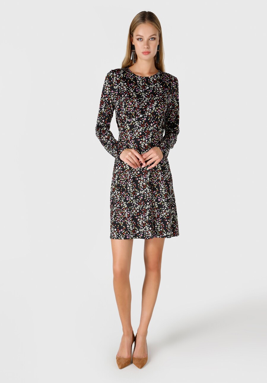 

Платье Colin's, черный