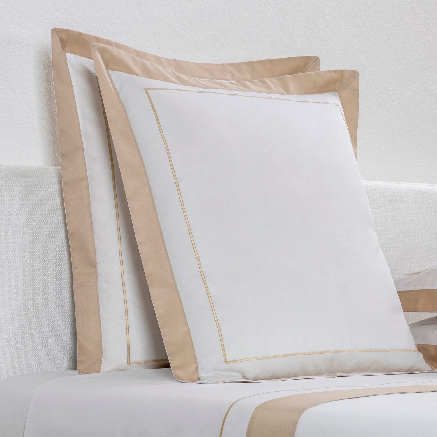 

Frette Essence Евро Шам, цвет White/Savage Beige