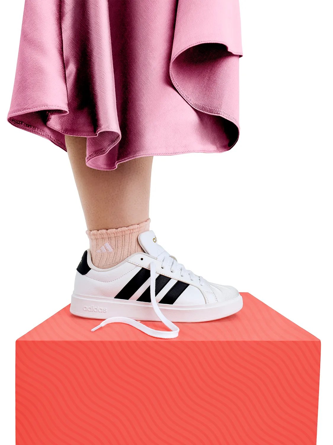 Кроссовки adidas Streettalk Sneaker - Women's, белый/черный — фото 2