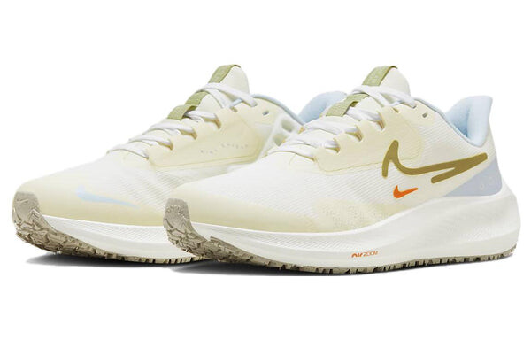 Кроссовки (WMNS) Nike Air Zoom Pegasus Shield Road Running Shoes 'Pale Ivory White Gold', цвет pale ivory / white / gold / blue — фото 3