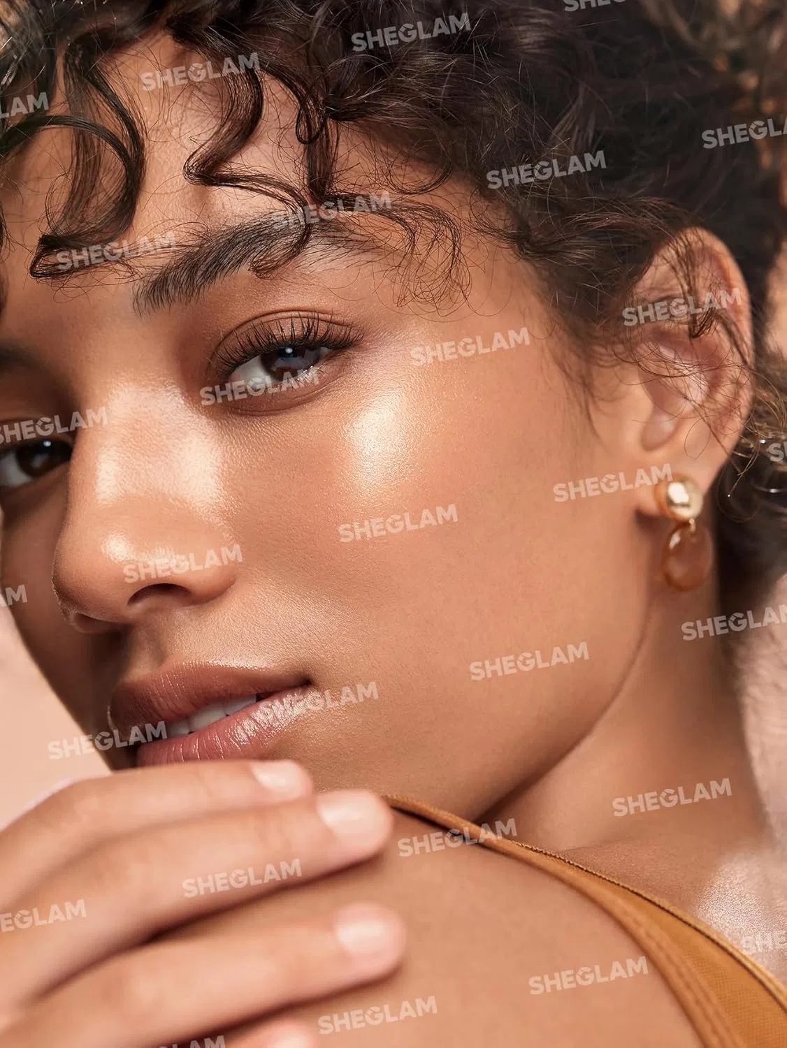 Жидкий бронзер для лица SHEGLAM Glo Hero Bronzing Drops Sheglam — фото 3
