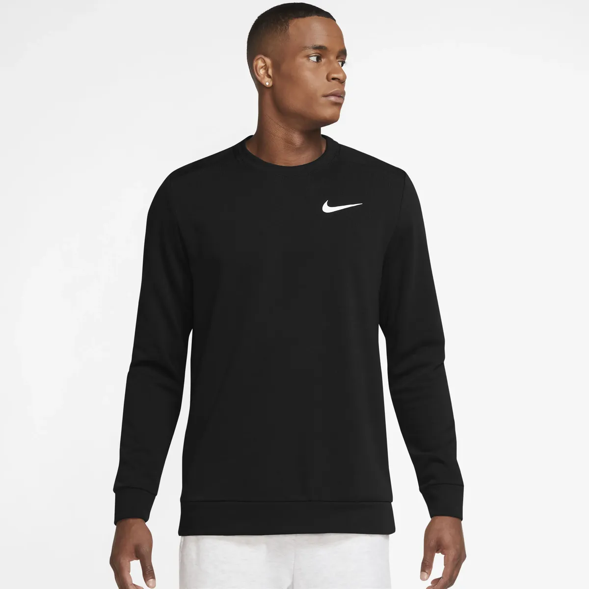 

Тренировочная футболка Nike "Dri-FIT Men's Training Crew", черный