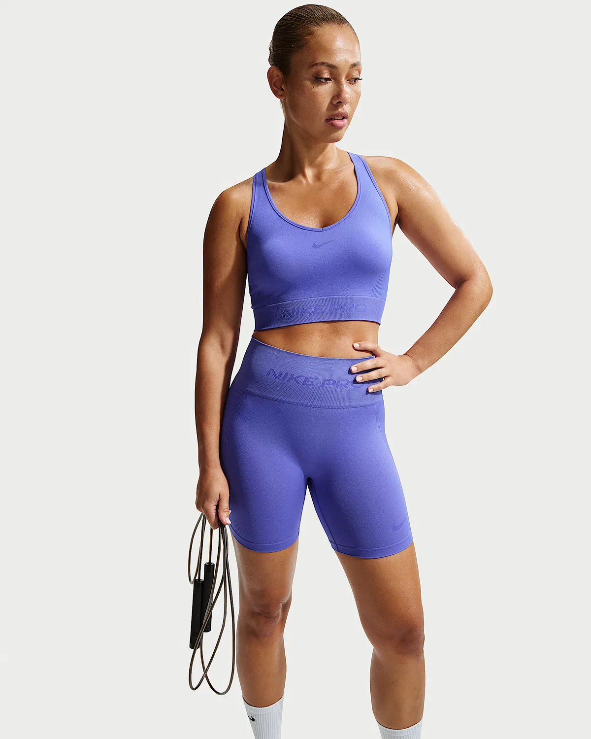 Женские шорты-велосипедки Nike Pro Seamless Dri-FIT с высокой посадкой, 5", Sapphire — фото 4