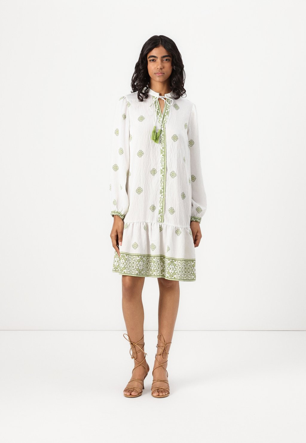 

Повседневное платье VISAHA PRINTED DRESS VILA, белый