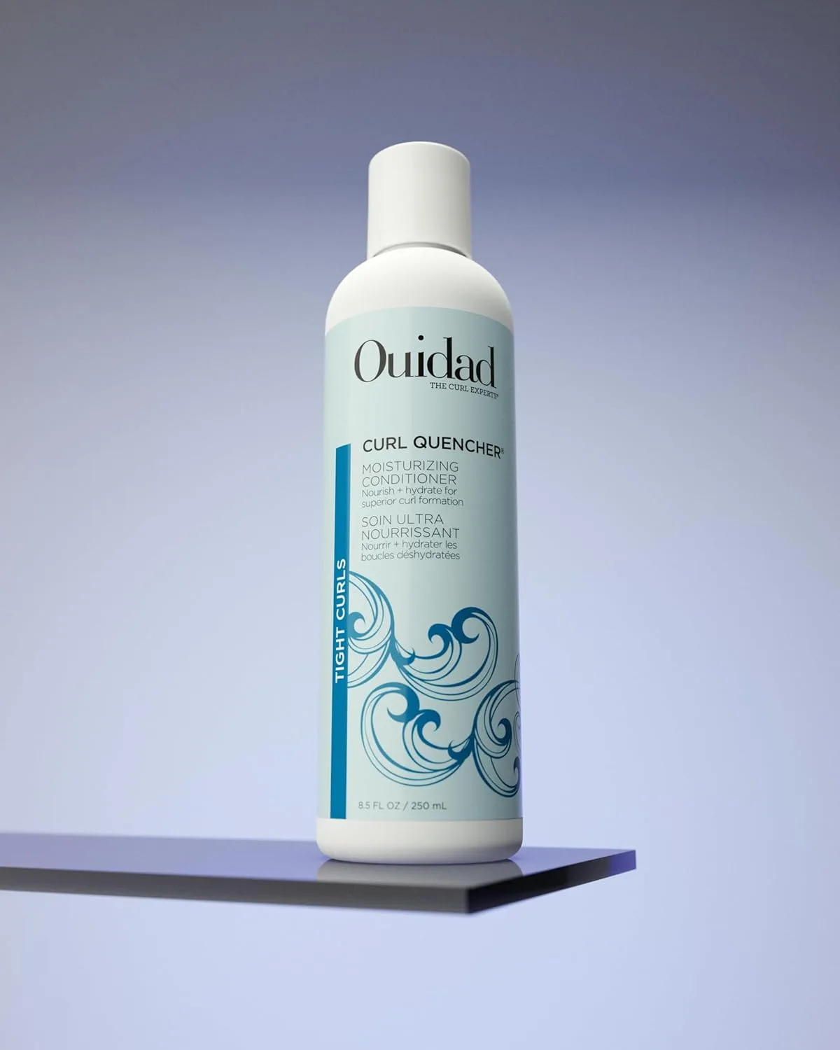 Набор Ouidad Curl Quencher: увлажняющий шампунь, кондиционер и гель для укладки, 251 мл каждый, питание, увлажнение, веган, для окрашенных волос, ромашка и витамины A и E, контроль завитков, для тугих локонов — фото 4