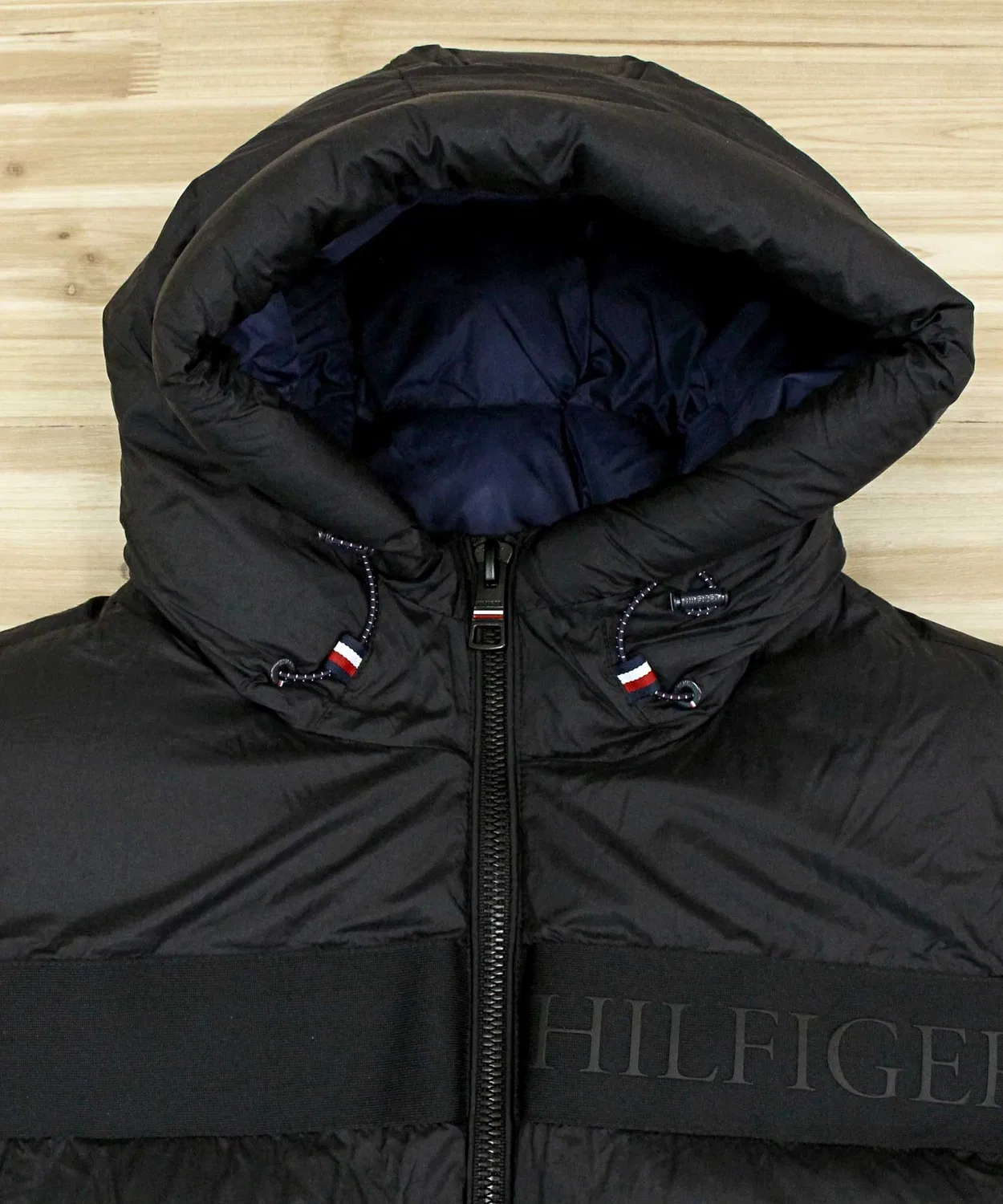 Пуховик с принтом New Ghost Tommy Hilfiger оранжевый — фото 3