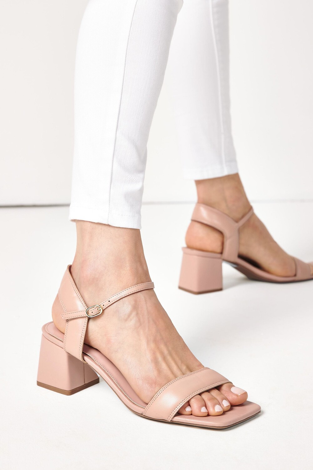 

Босоножки Forever Comfort на блочном каблуке Next