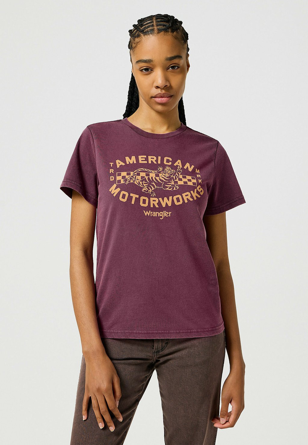 

Футболка с принтом REGULAR TEE Wrangler, фиолетовый