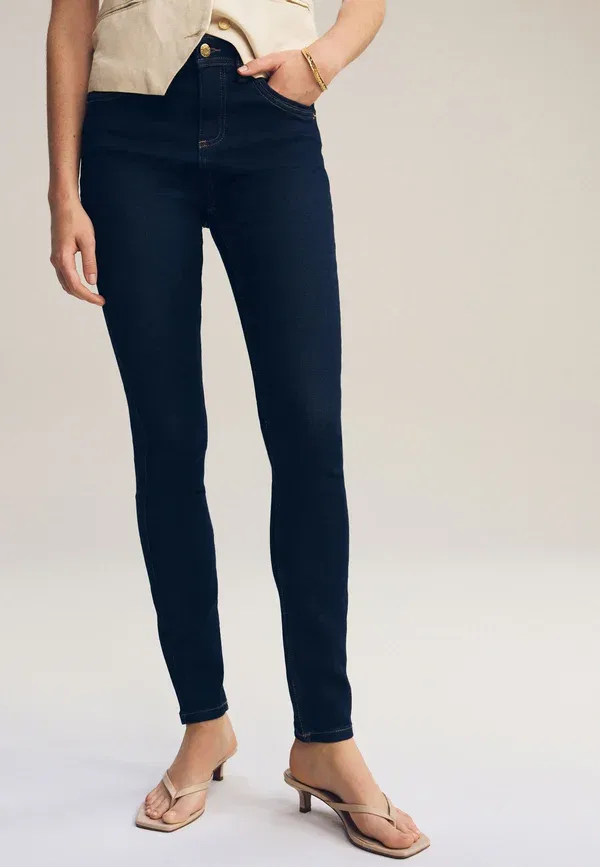 Джинсы стандартные slim fit Next, Super soft, цвет полосканый синий