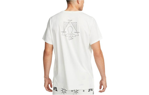 Футболка Men's Nike Yoga Dri-FIT Solid Color Back Pattern Printing Round Neck Training Sports Short Sleeve White T-Shirt, мультиколор — фото 2