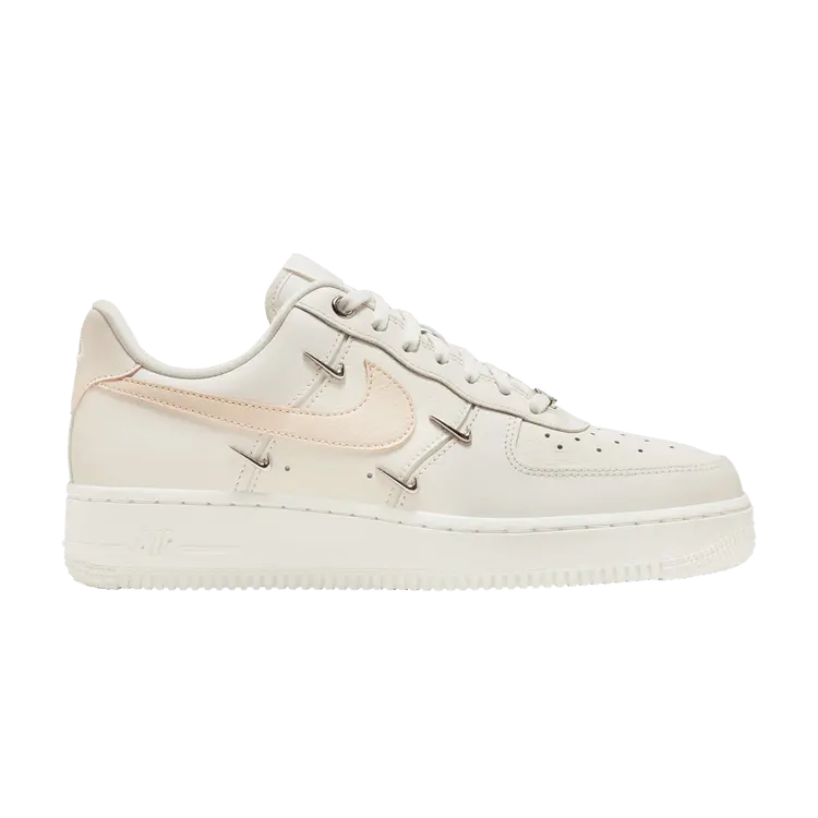 Кроссовки Nike Wmns Air Force 1 '07 LX 'Mini Swoosh - Guava Ice', белый