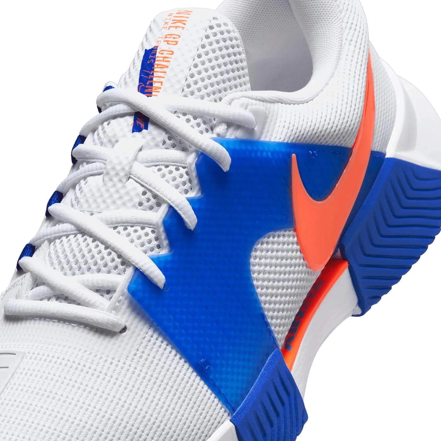 Мужские теннисные кроссовки Nike Zoom GP Challenge 1, белый/Hyper Royal/Hyper Crimson — фото 2