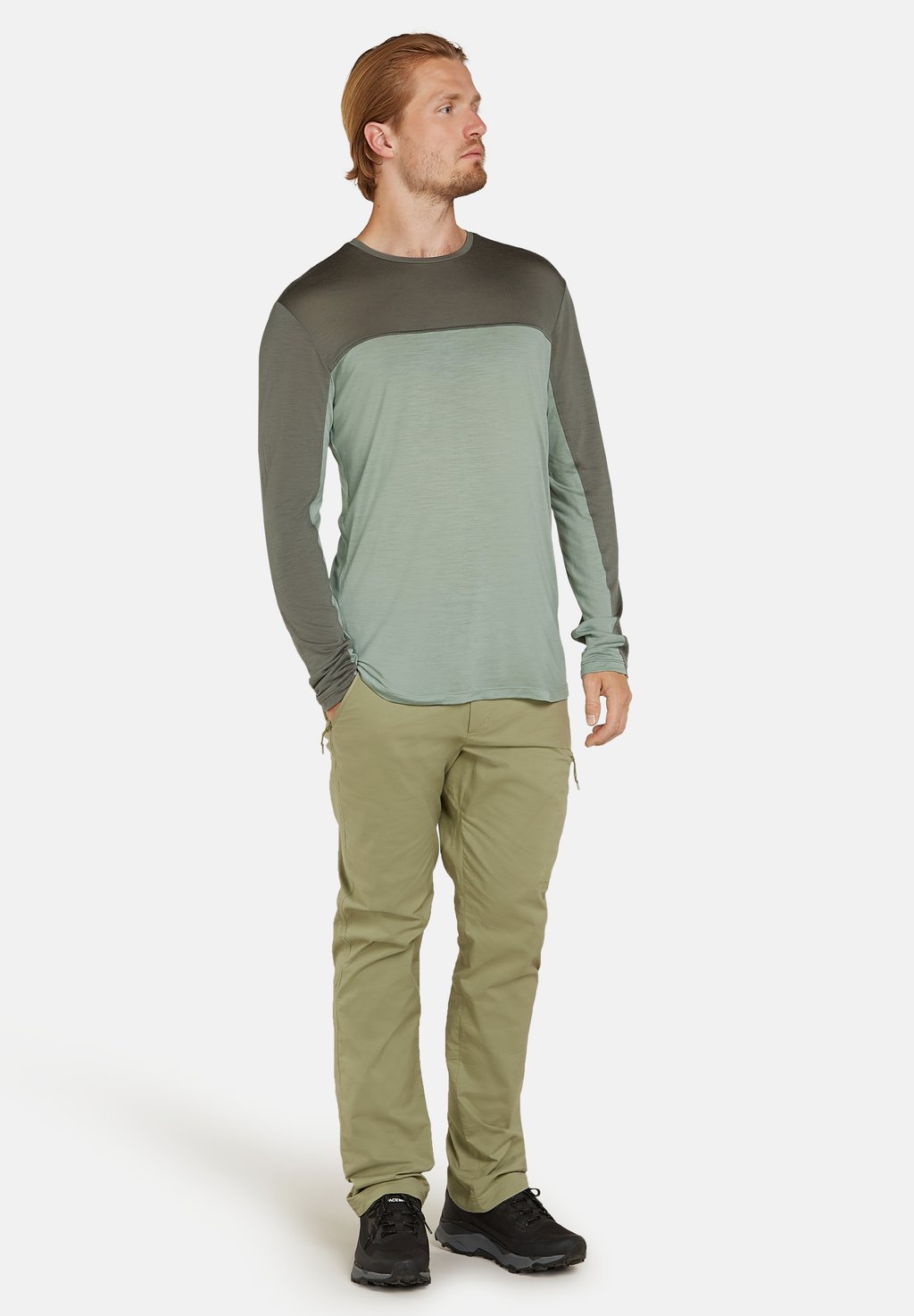 

Топ с длинными рукавами MERINO 125 LIGHT WEIGHT COOL-LITE SPHERE Icebreaker, зеленый