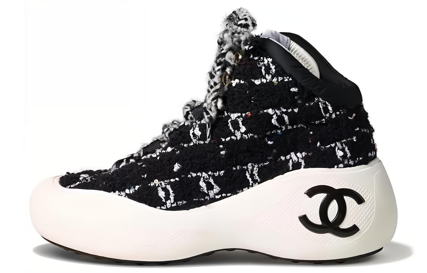 

Обувь для образа жизни женская с высоким берцем черного цвета Chanel, Черный, Обувь для образа жизни женская с высоким берцем черного цвета Chanel