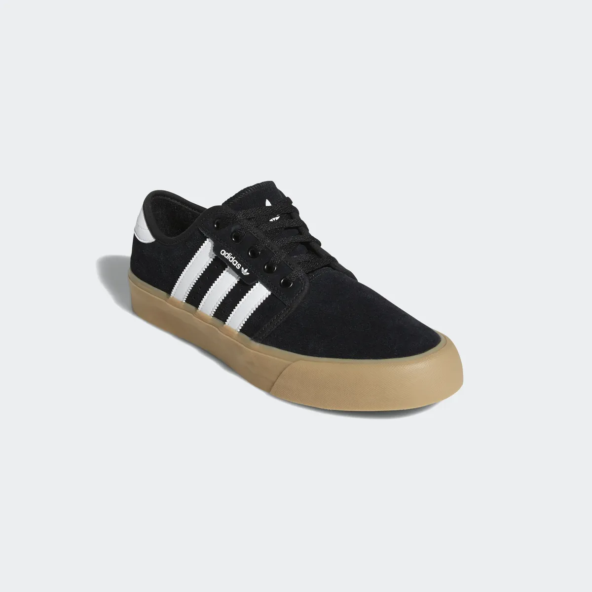 

Кроссовки Adidas Originals "SEELEY XT", цвет Core Black / Cloud White / Gum4
