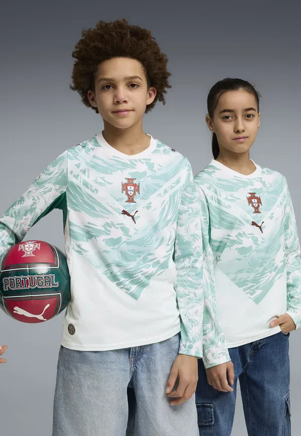 Футболка игровая Portugal 2026 long sleeve away jersey youth national team wear Puma, бело-зеленый лагуна