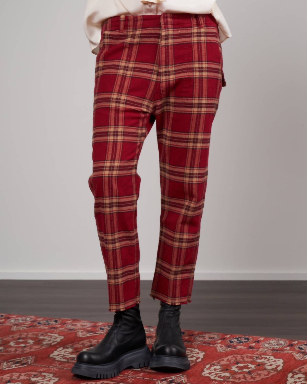 

Брюки Griffin Flannel цвета клюквы A SHIRT THING, цвет cranberry