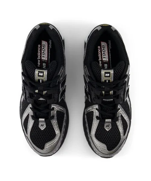 Кроссовки с технологией cushioning Kinetics New Balance 1906R серебристые — фото 4