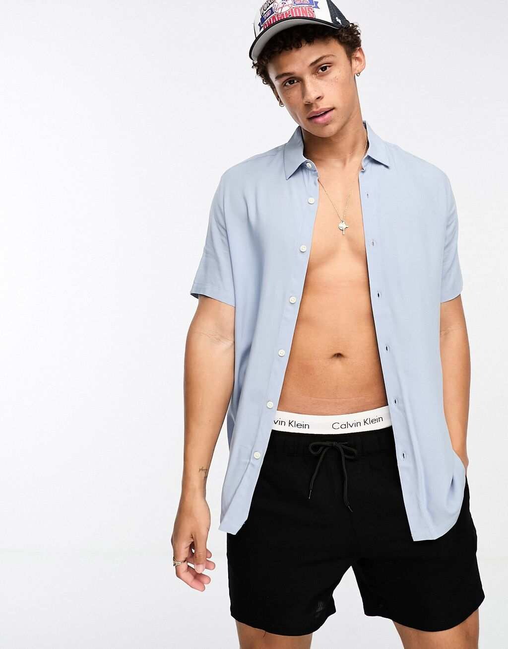 

Голубая вискозная рубашка обычного кроя ASOS DESIGN