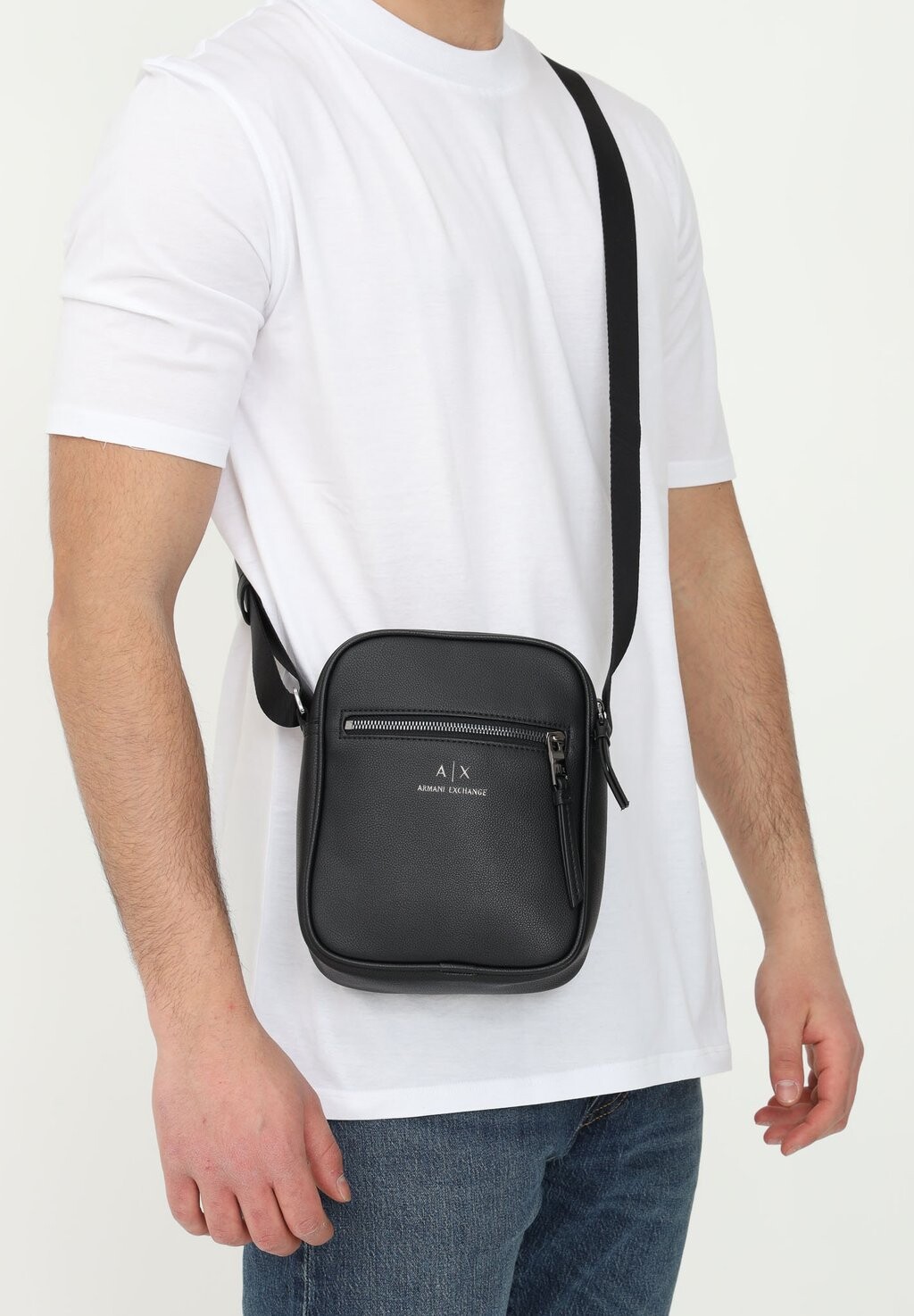 

Сумка через плечо Armani Exchange