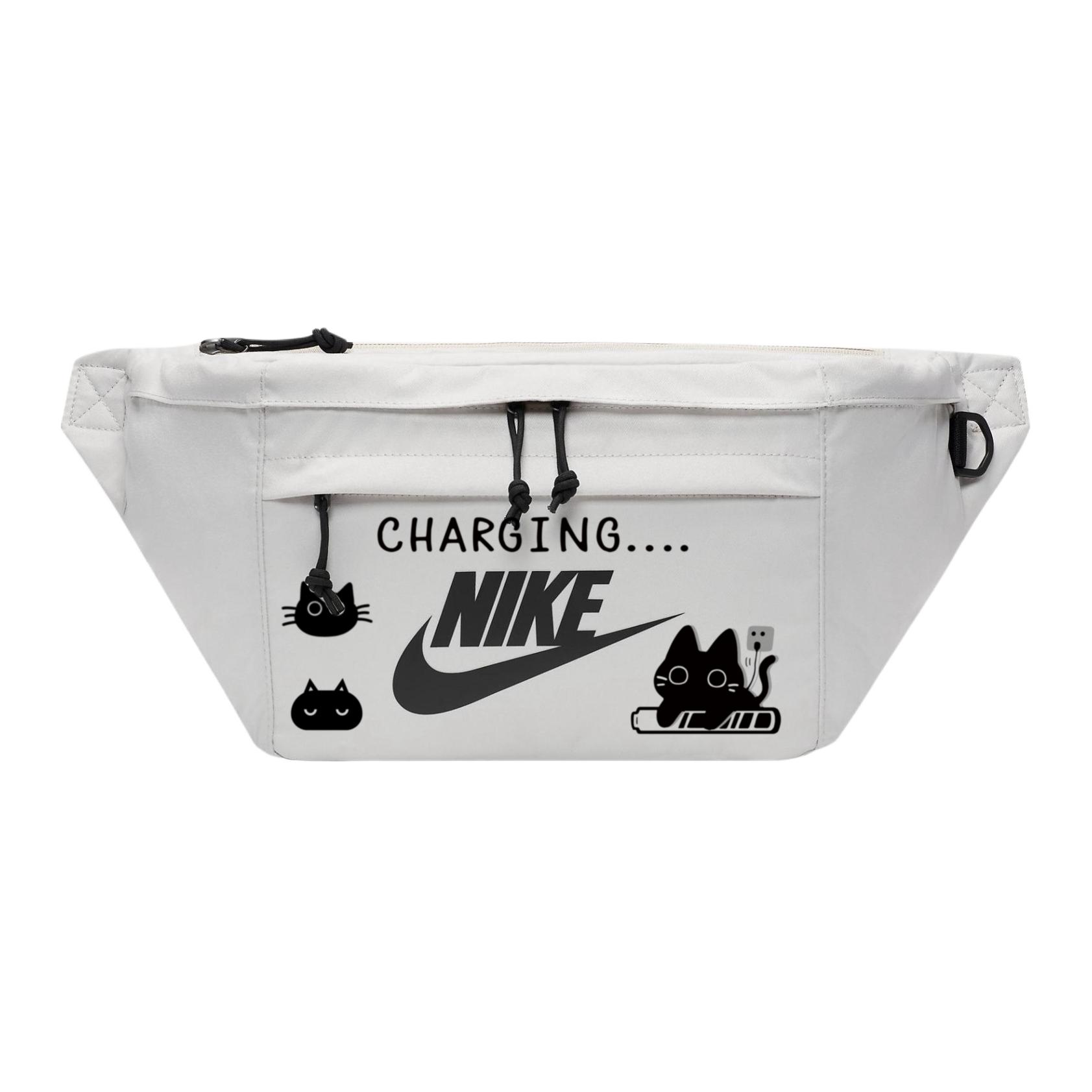 

Nike Тканевая наплечная сумка через плечо поясная унисекс светло-бежевая, Charging Kitten