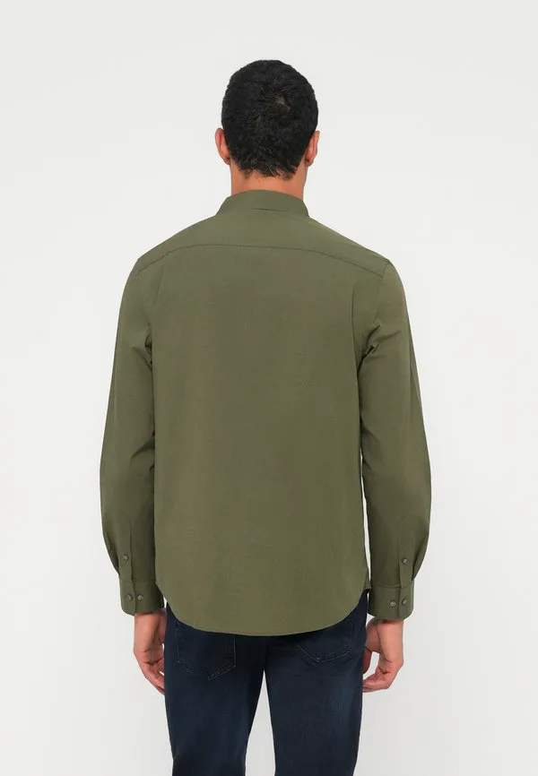 Классическая рубашка из цельного куска ткани Calvin Klein, Fatigue — фото 3