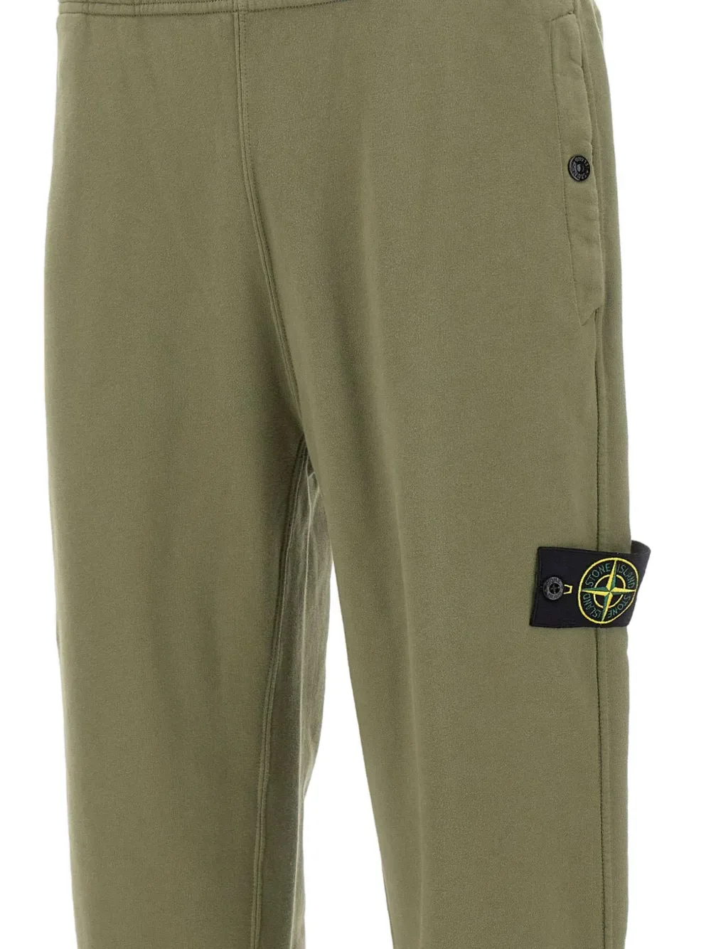 Спортивные брюки с нашивкой на заднем кармане Stone Island, зеленый — фото 4