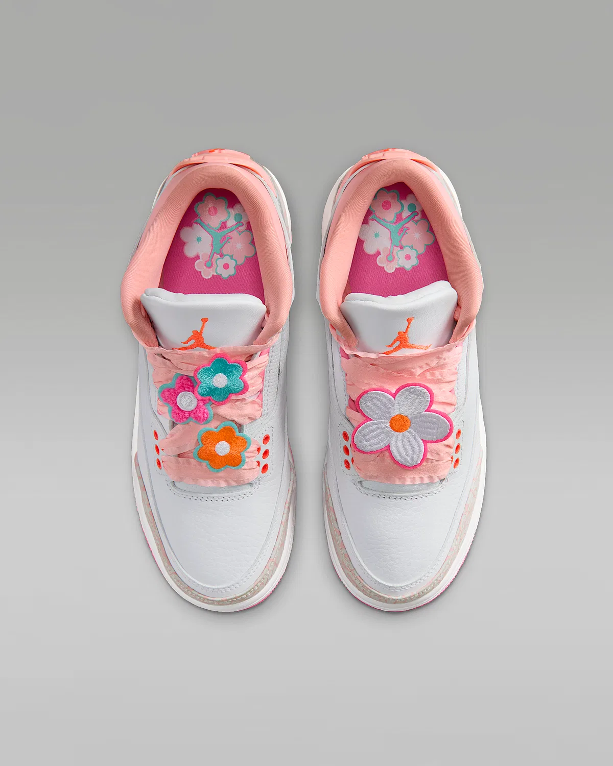 Кроссовки Air Jordan 3 Retro для старших детей, Pearl Pink/Pink Bloom/Pink Glow/Hyper Orange — фото 4