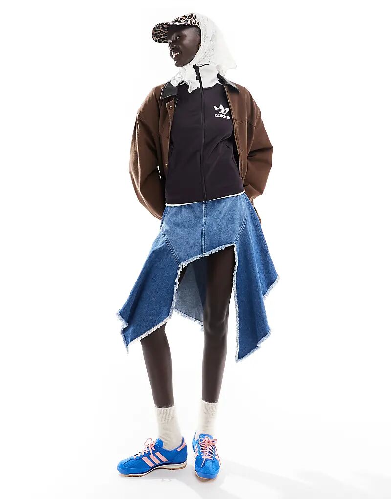 

Асимметричная юбка из денима синего цвета ASOS DESIGN