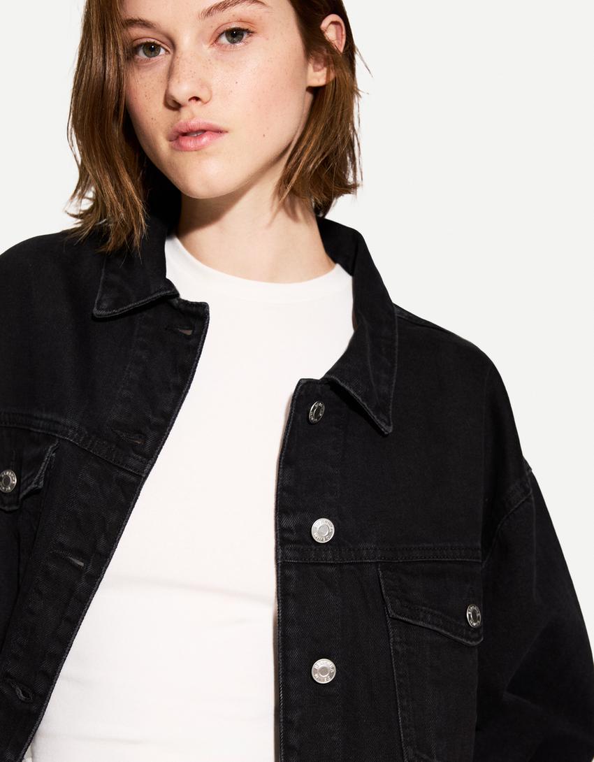 

Укороченная джинсовая куртка Bershka, черный