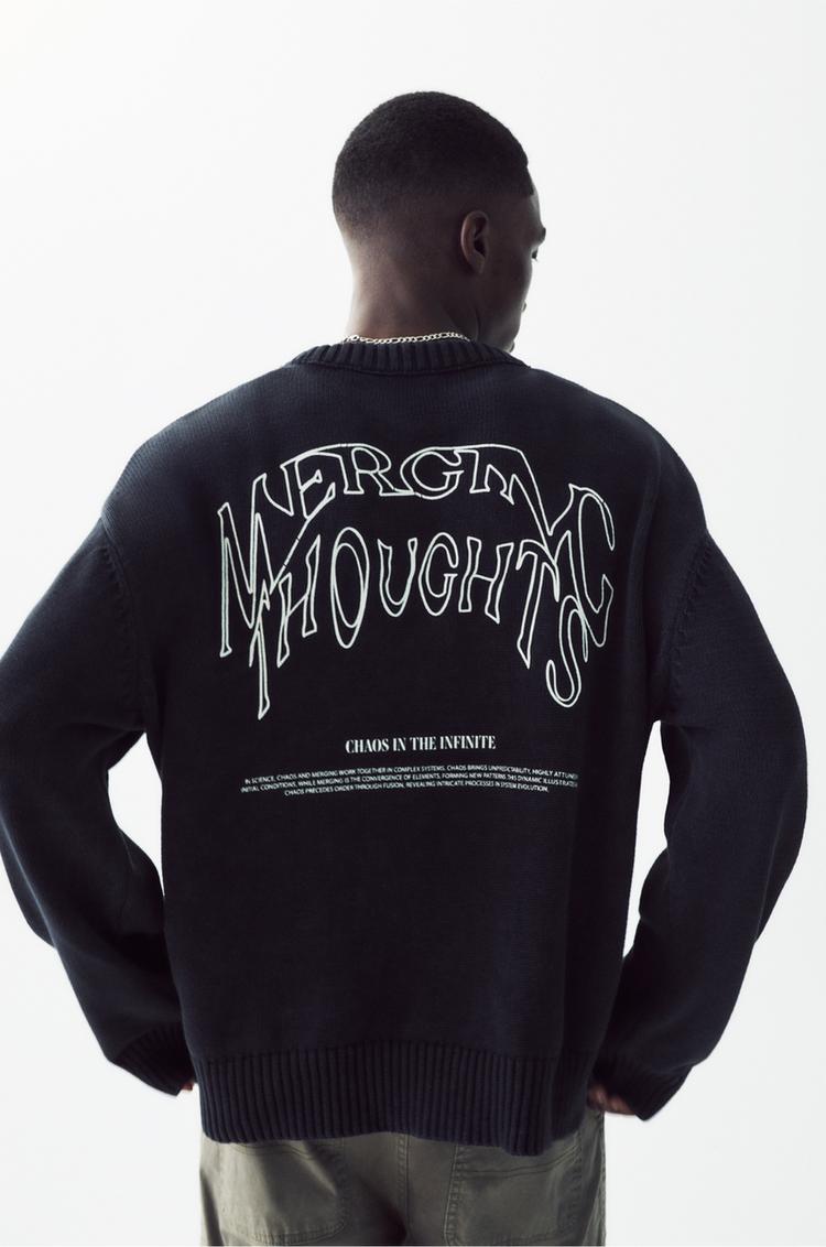 

Джемпер, вымытый кислотой Pull And Bear, черный