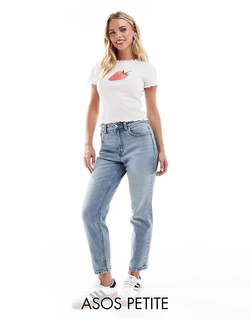 

Узкие удобные джинсы mom petite в средне-синем цвете ASOS DESIGN