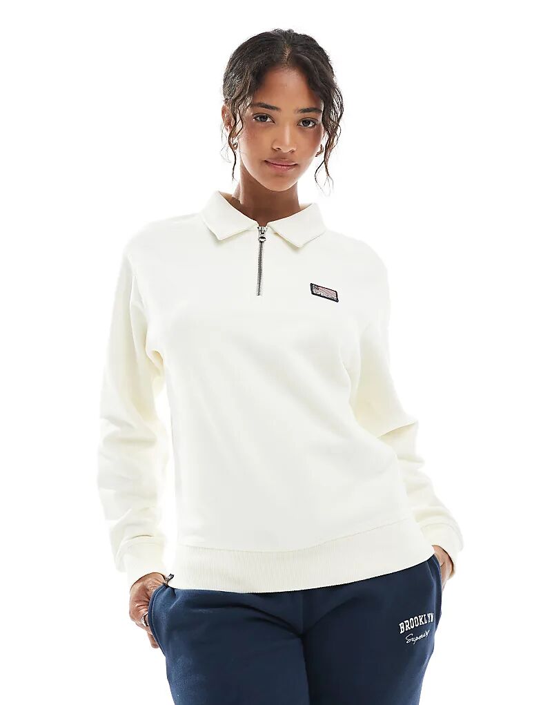 

Спортивные брюки Superdry Athletic Essentials с воротником и застежкой-молнией на половину длины, кремового цвета