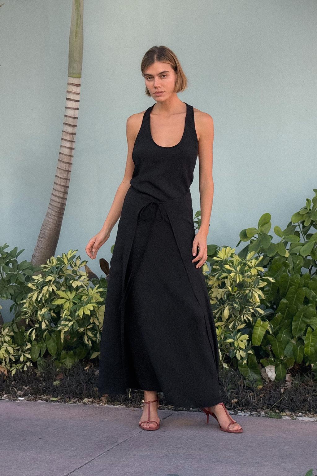 

Текстурированное струящееся платье ZARA, черный