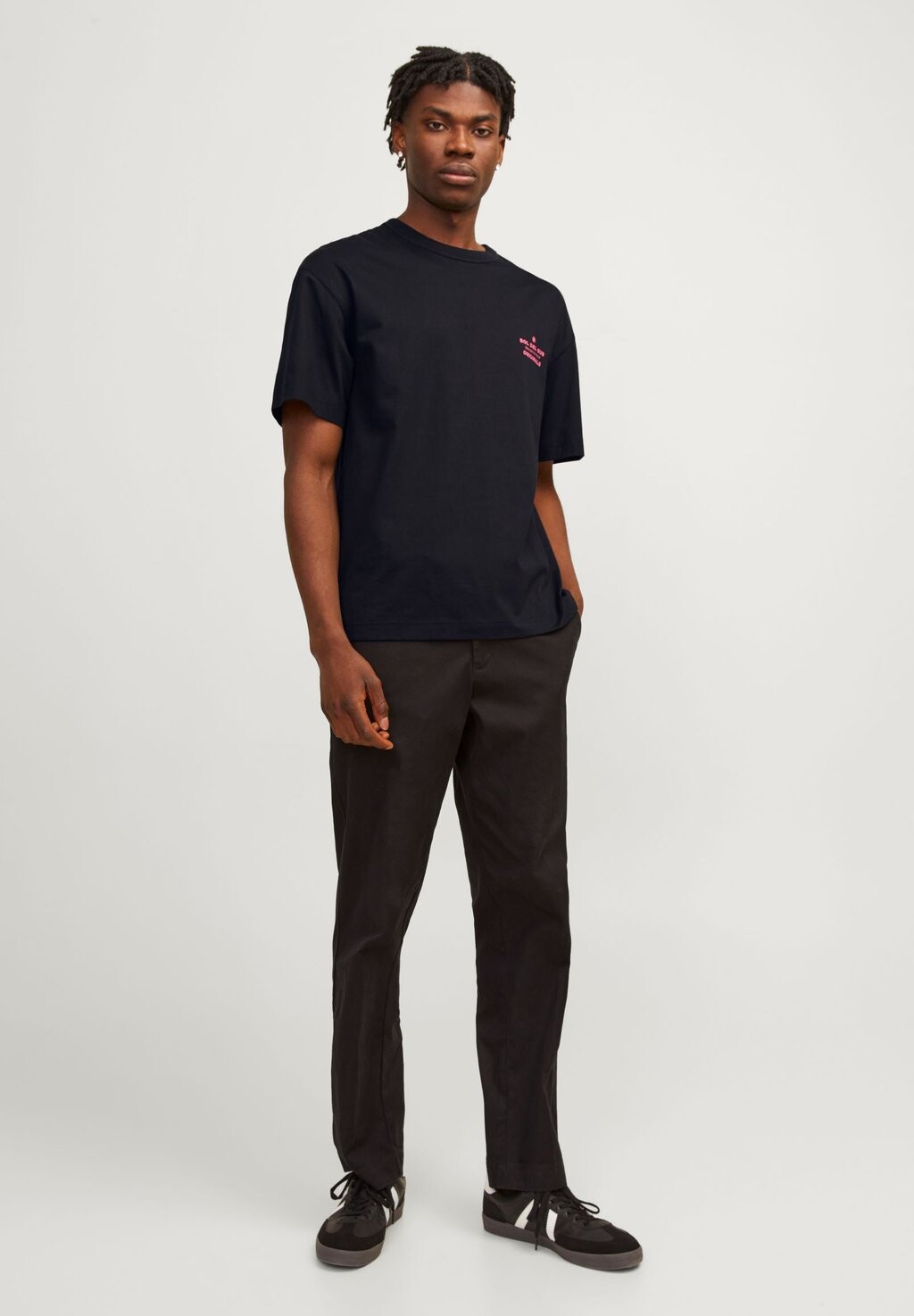 

Принт на футболке Jack & Jones, черный