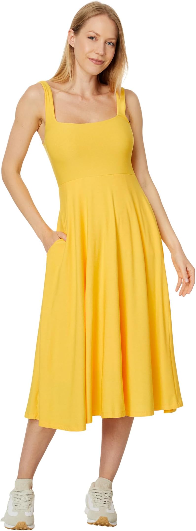 

Платье Beyond Yoga Featherweight At The Ready Square Neck Dress, цвет Sunflower Heather