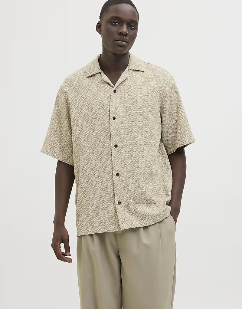 

Рубашка Jack & Jones цвета морозный лоден