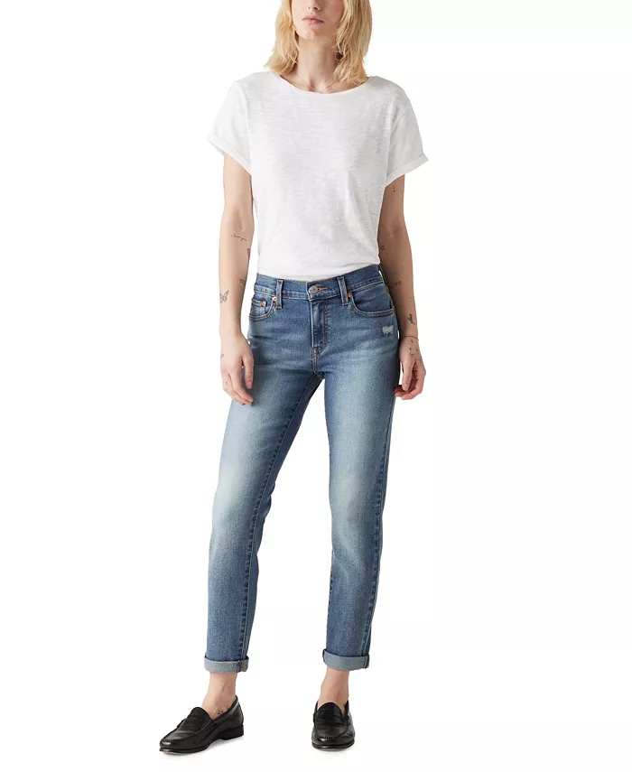 

Женские джинсы свободного кроя Boyfriend с зауженными штанинами Levi's, синий