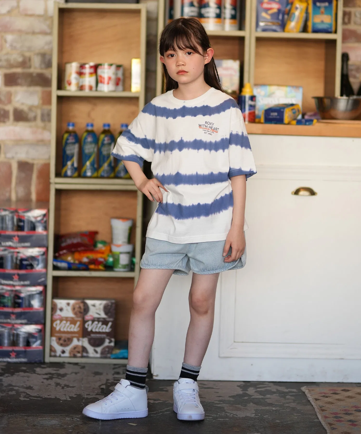 Детская футболка ROXY MINI MAKE SOME WAVES с радужным принтом, розовая — фото 4